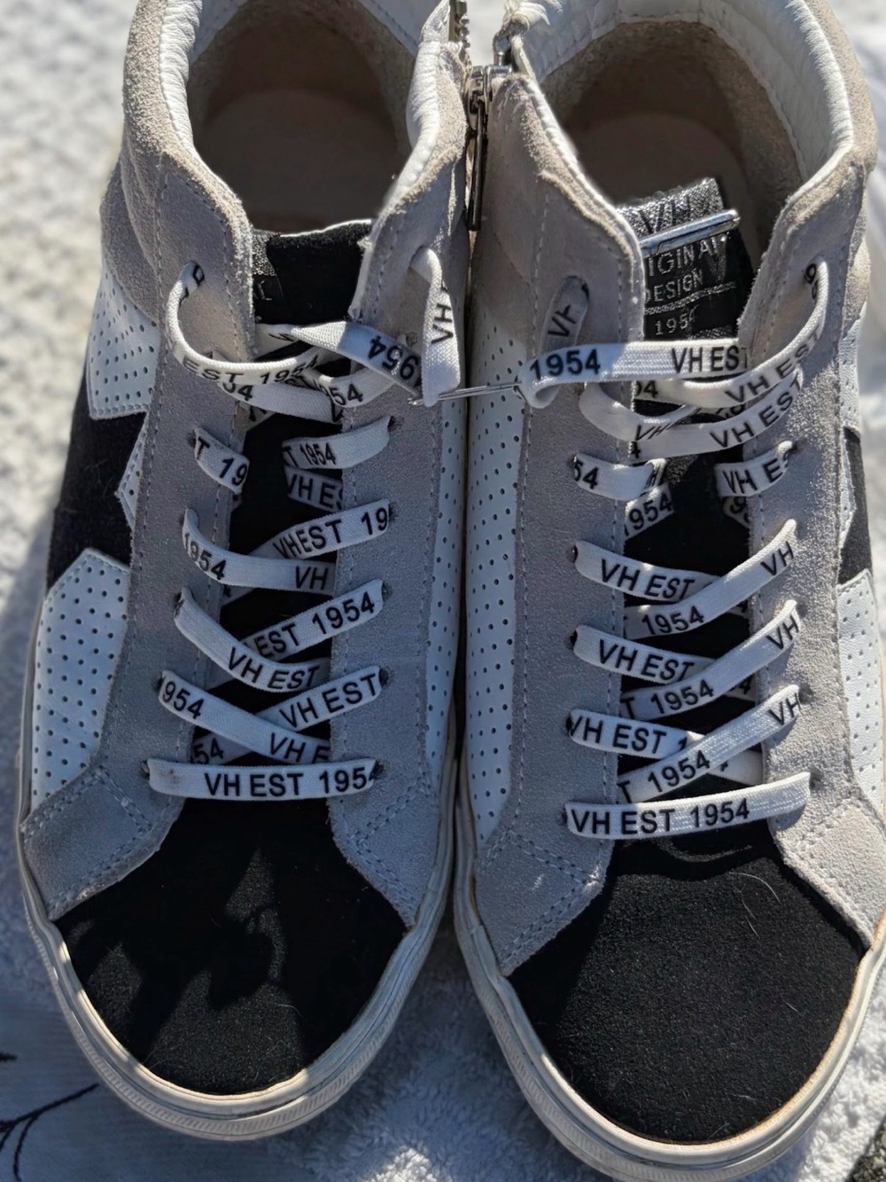 VH Est. 1954 women's Black and Gray Suede-Trim Sneakers